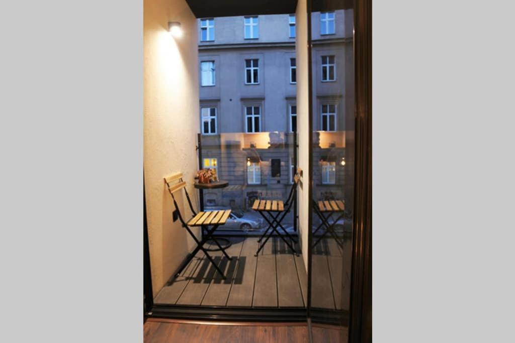 Boutique 109 - Old City, Luxury Apt. With A Garage Krakow Dış mekan fotoğraf