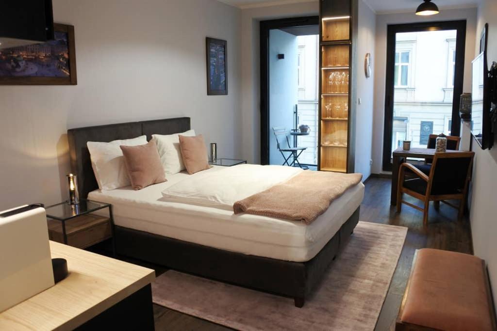 Boutique 109 - Old City, Luxury Apt. With A Garage Krakow Dış mekan fotoğraf